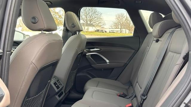 2025 Audi Q5 quattro Premium TFSI