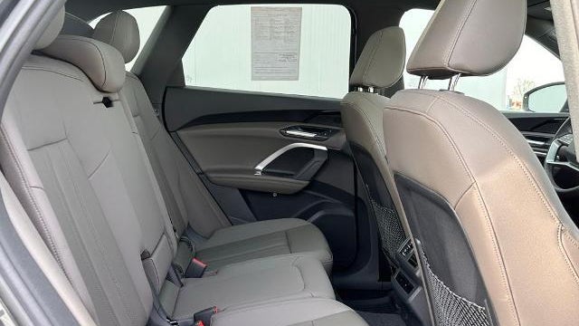 2025 Audi Q5 quattro Premium TFSI