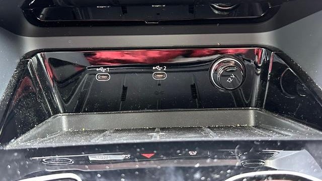 2025 Audi Q5 quattro Premium TFSI