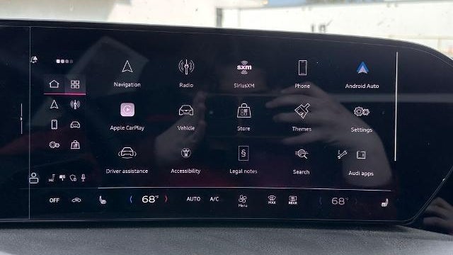 2025 Audi Q5 quattro Premium TFSI