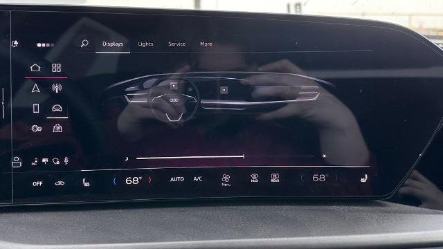 2025 Audi Q5 quattro Premium TFSI
