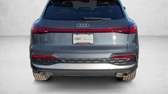 2025 Audi Q5 quattro Premium TFSI
