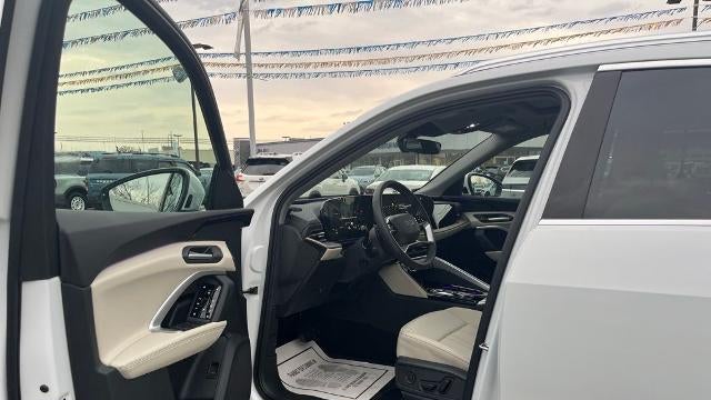 2025 Audi Q5 quattro Premium TFSI