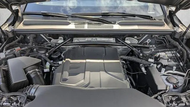 2025 Audi Q5 quattro Premium TFSI