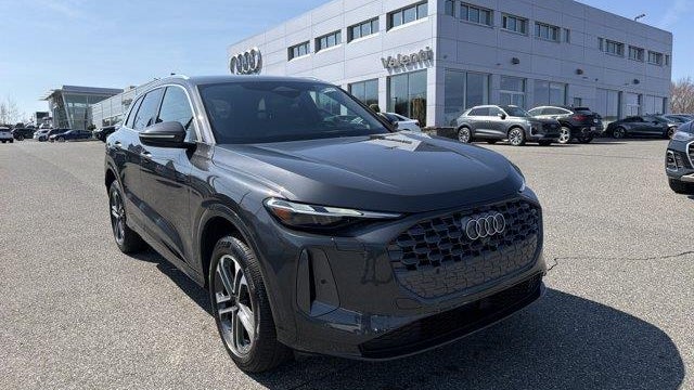 Preowned 2025 Audi Q5 quattro Premium TFSI for Sale