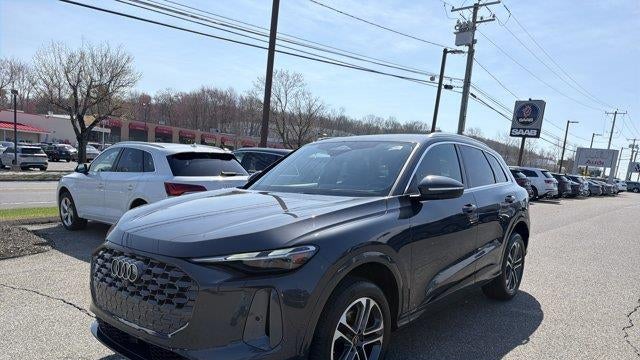 2025 Audi Q5 quattro Premium TFSI
