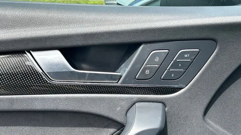 2023 Audi SQ5 Sportback 3.0T quattro Premium Plus