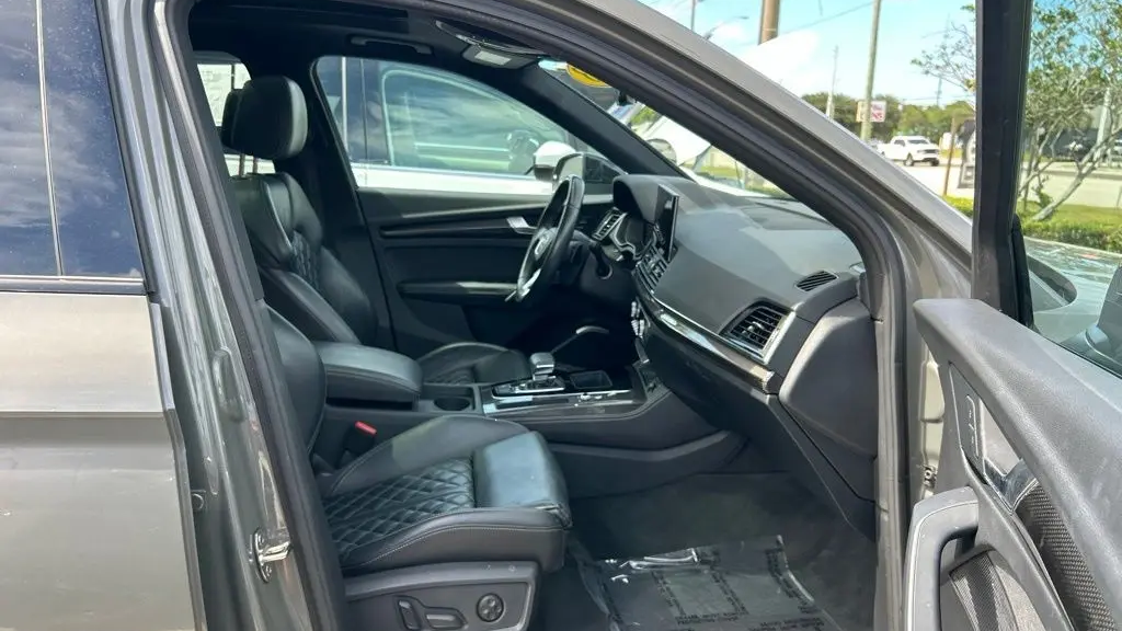 2023 Audi SQ5 Sportback 3.0T quattro Premium Plus