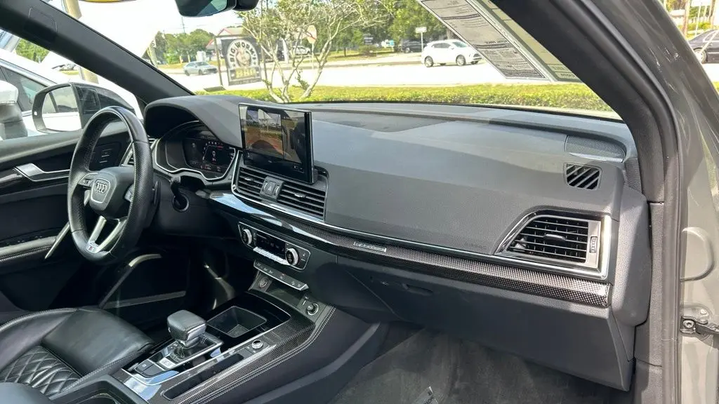 2023 Audi SQ5 Sportback 3.0T quattro Premium Plus