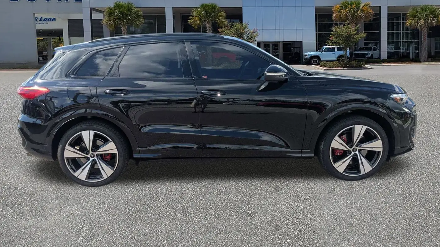 2025 Audi SQ5 quattro Premium Plus TFSI