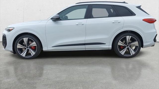 2026 Audi SQ5 quattro Premium Plus TFSI