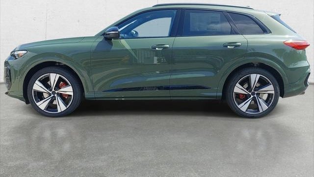 2026 Audi SQ5 quattro Premium Plus TFSI