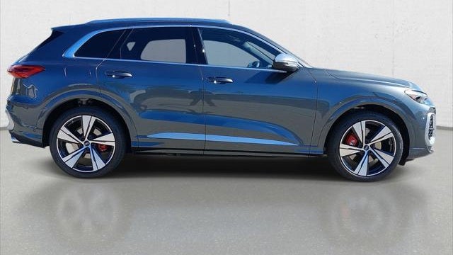 2026 Audi SQ5 quattro Premium Plus TFSI