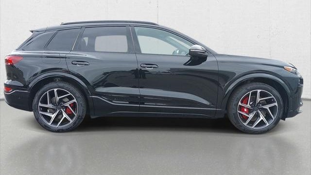 2027 Audi SQ6 e-tron quattro Premium Plus