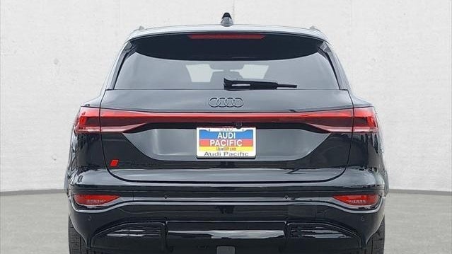 2027 Audi SQ6 e-tron quattro Premium Plus