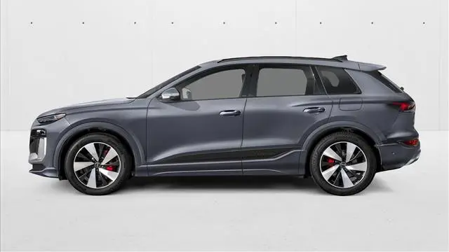 2027 Audi SQ6 e-tron quattro Premium Plus