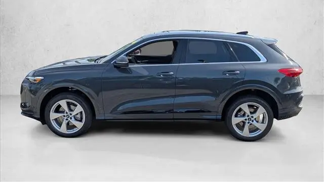 2025 Audi Q5 quattro Premium Plus TFSI