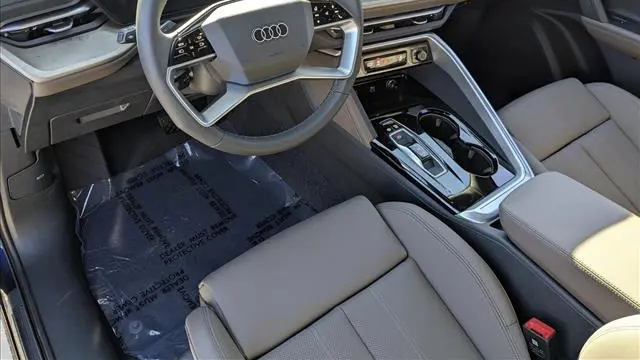 2025 Audi Q5 quattro Premium Plus TFSI