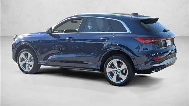 2025 Audi Q5 quattro Premium Plus TFSI