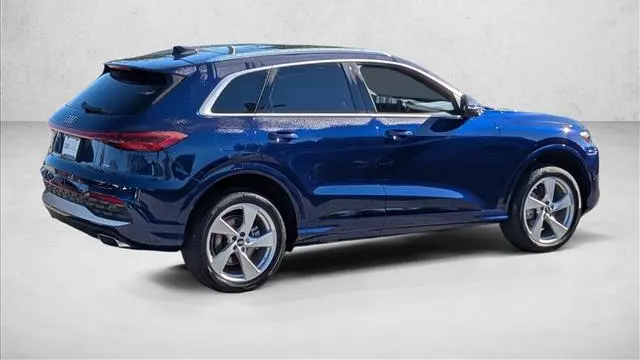 2025 Audi Q5 quattro Premium Plus TFSI