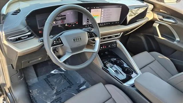 2026 Audi Q5 quattro Premium Plus TFSI