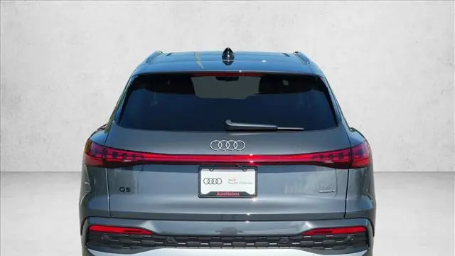 2026 Audi Q5 quattro Premium Plus TFSI