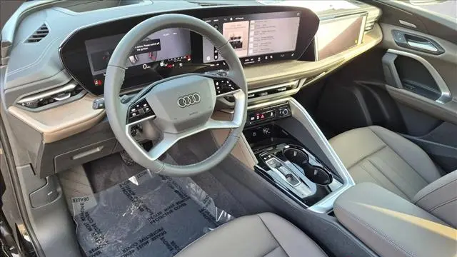 2026 Audi Q5 quattro Premium Plus TFSI