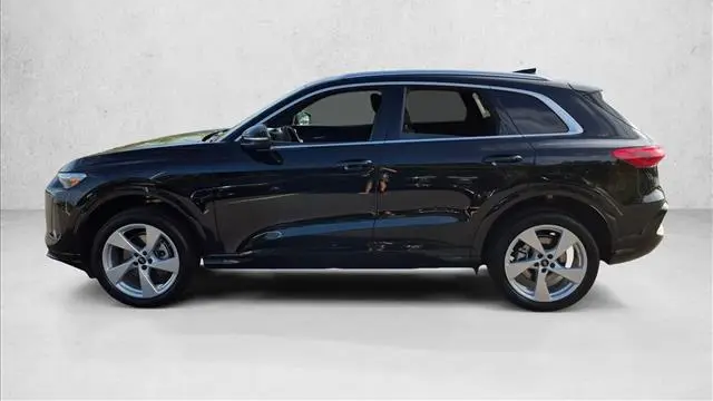 2026 Audi Q5 quattro Premium Plus TFSI