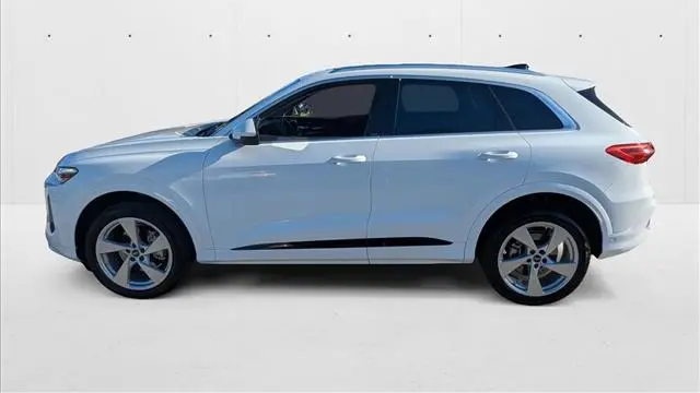 2025 Audi Q5 quattro Premium Plus TFSI