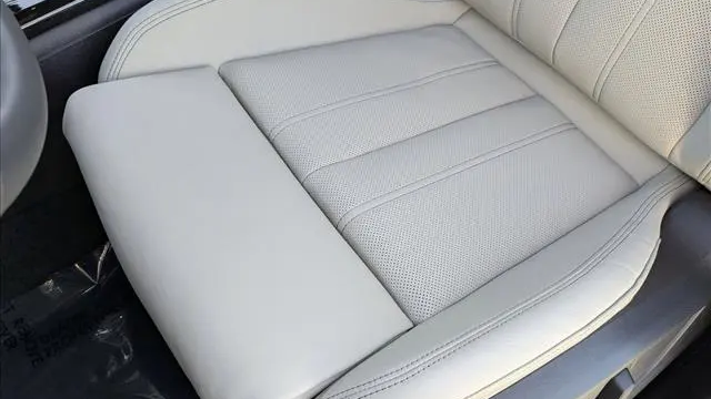 2025 Audi Q5 quattro Premium Plus TFSI