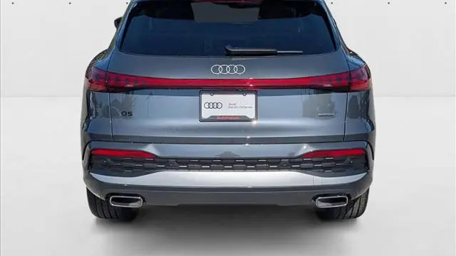 2025 Audi Q5 quattro Premium Plus TFSI