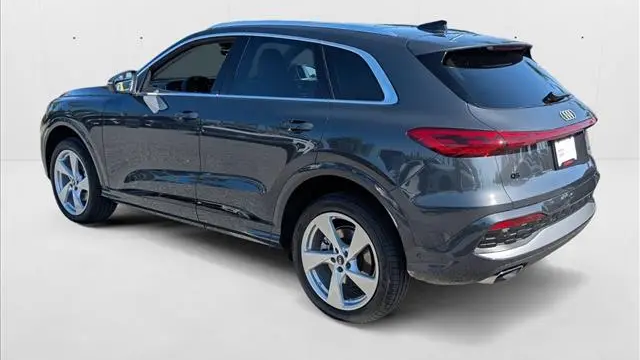 2025 Audi Q5 quattro Premium Plus TFSI