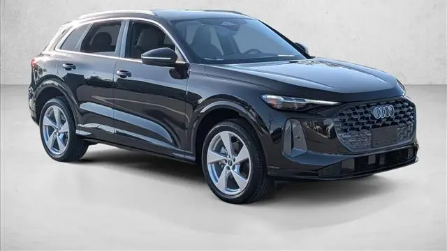 2025 Audi Q5 quattro Premium Plus TFSI
