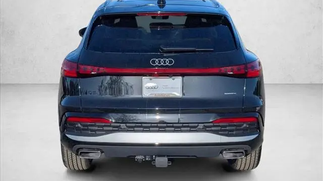 2025 Audi Q5 quattro Premium Plus TFSI