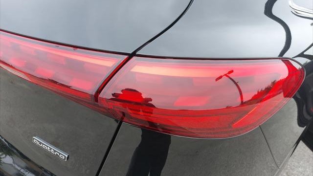 2026 Audi Q5 quattro Premium Plus TFSI