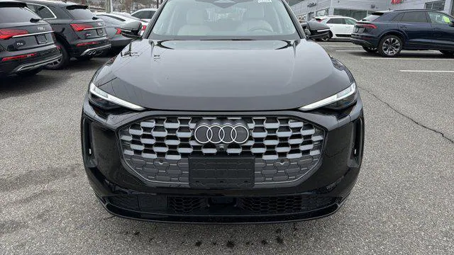 2025 Audi Q5 quattro Premium Plus TFSI
