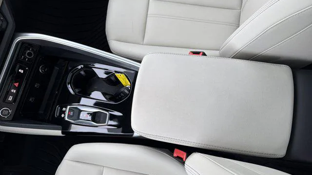 2025 Audi Q5 quattro Premium Plus TFSI