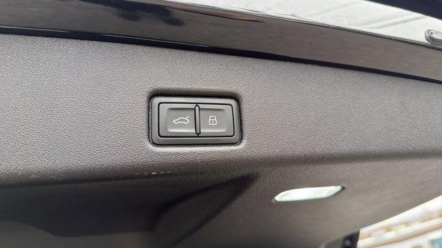 2025 Audi Q5 quattro Premium Plus TFSI
