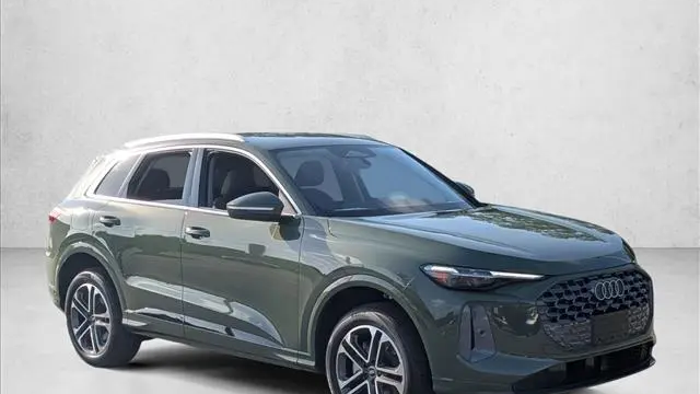 2026 Audi Q5 quattro Premium Plus TFSI