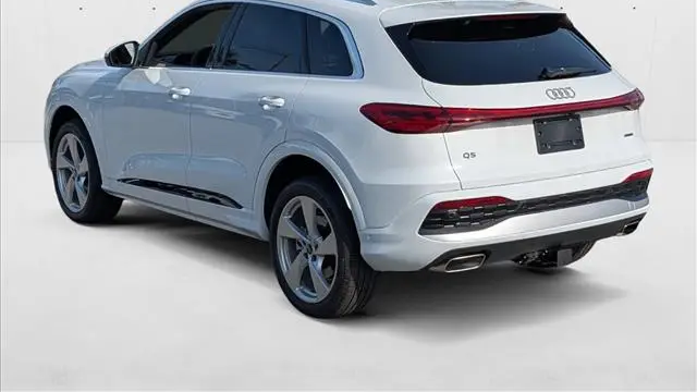 2025 Audi Q5 quattro Premium Plus TFSI