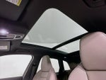 2025 All-new Q5 Thumbnail 11