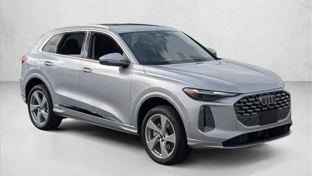 2026 Audi Q5 quattro Premium Plus TFSI