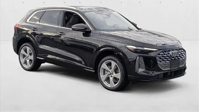 2025 Audi Q5 quattro Premium Plus TFSI