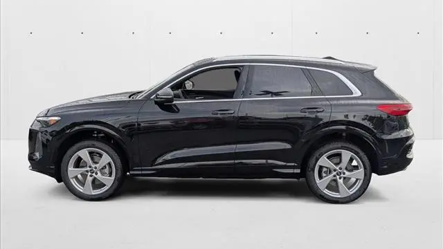 2025 Audi Q5 quattro Premium Plus TFSI
