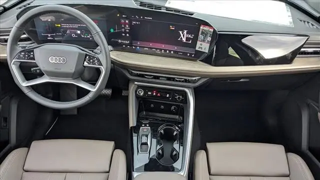 2025 Audi Q5 quattro Premium Plus TFSI