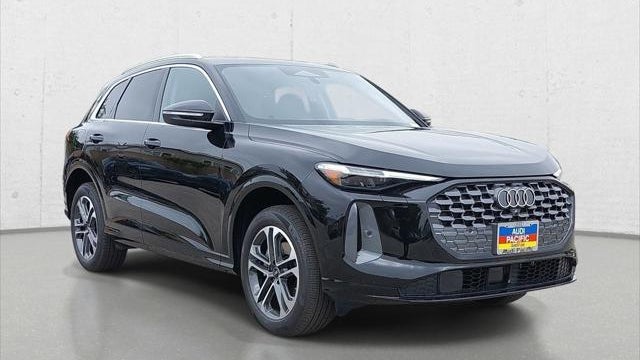 2026 Audi Q5 quattro Premium Plus TFSI