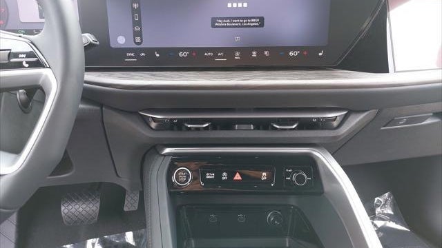 2026 Audi Q5 quattro Premium Plus TFSI