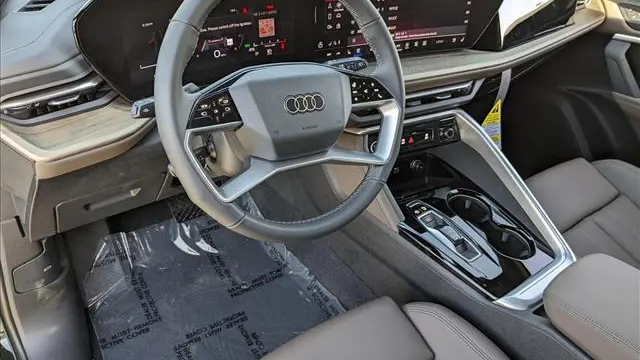 2025 Audi Q5 quattro Premium Plus TFSI