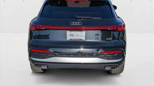 2025 Audi Q5 quattro Premium Plus TFSI