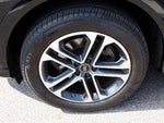 2025 All-new Q5 Thumbnail 14